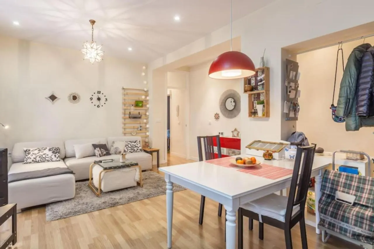 Pansiyon Habitacion Women Only Solo Para Mujeres Sevilla